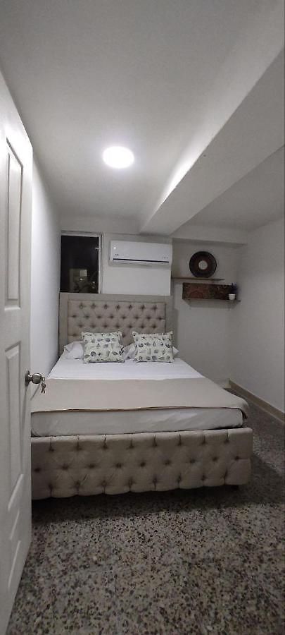 Apartamento Cartagena, Frente Al Mar Pensión *