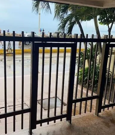 Pensión Apartamento Cartagena, Frente Al Mar Cartagena